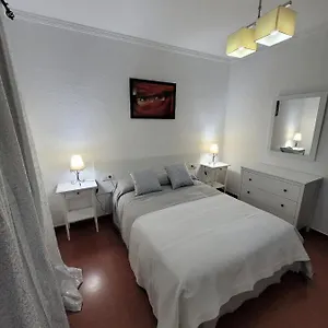 Apartamento Casa Iluminada En Pueblo Tranquilo, Jedula